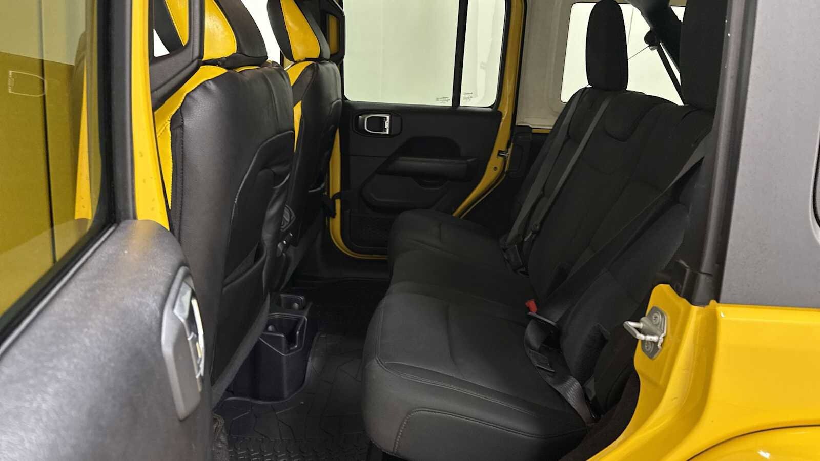 Thumbnail: 2019 Jeep Wrangler - 25