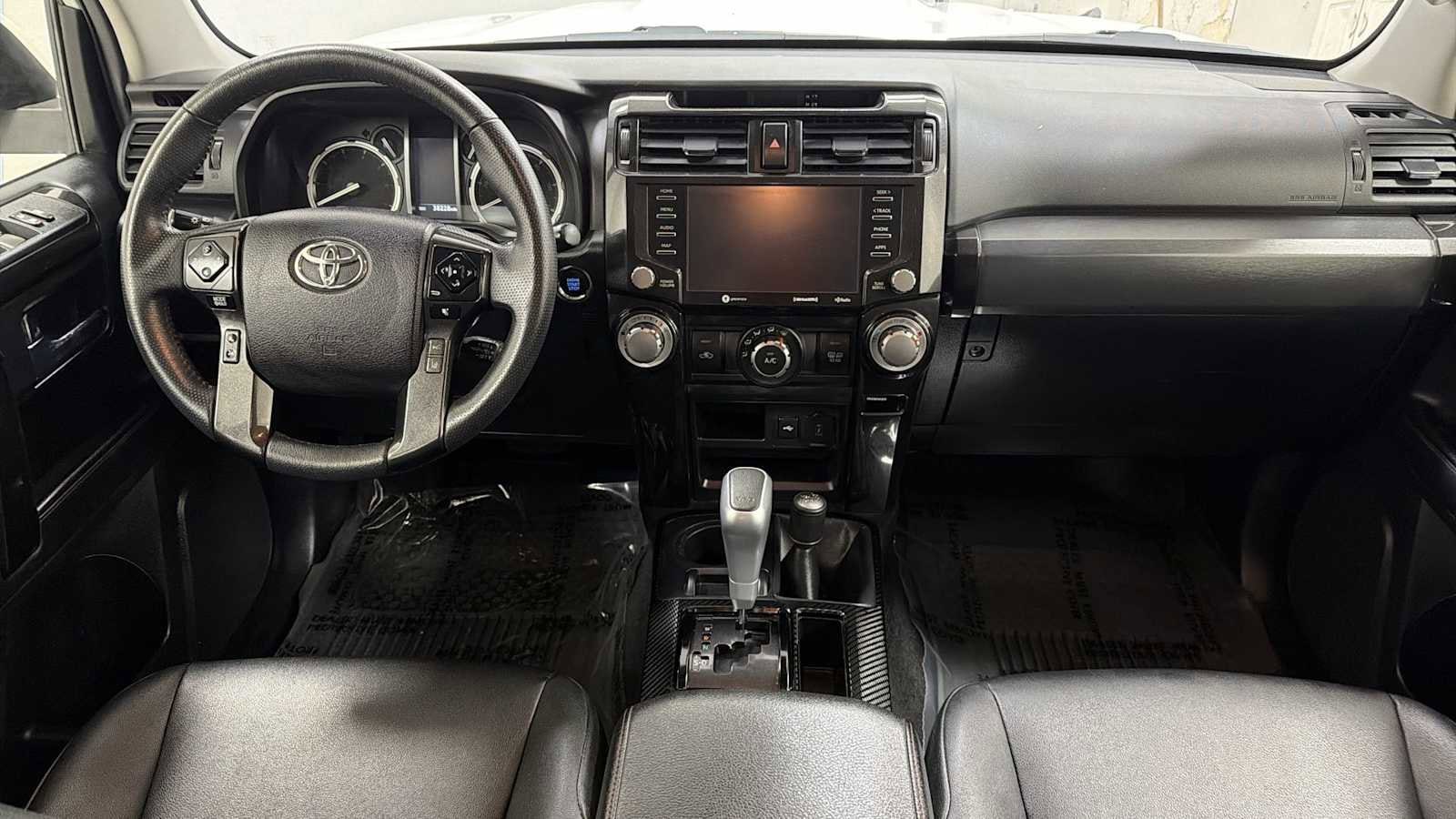 Thumbnail: 2022 Toyota 4Runner - 26