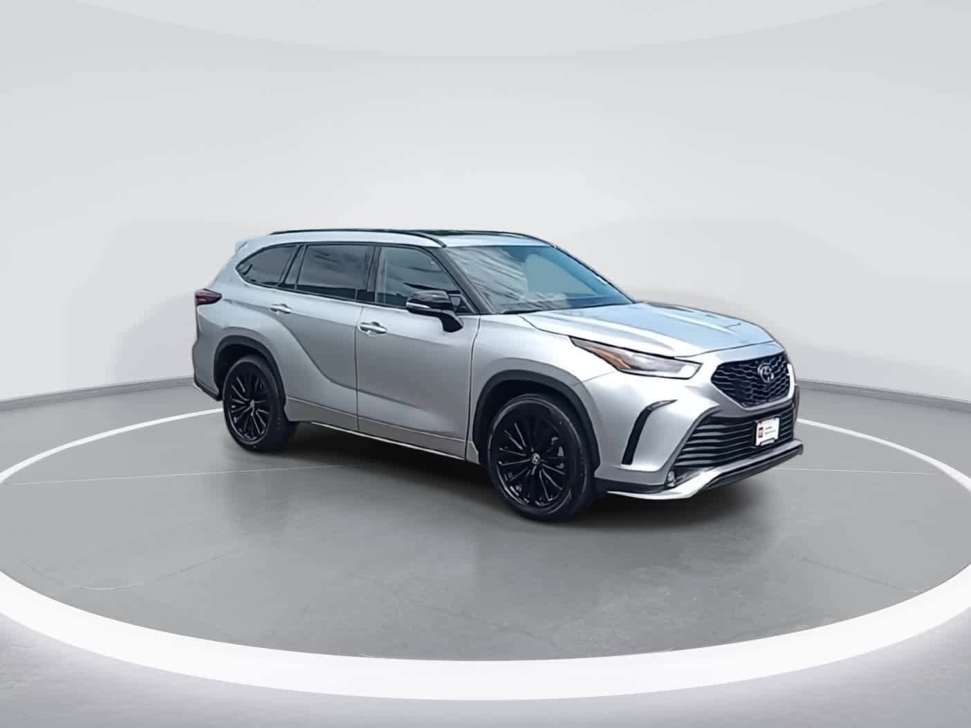 Thumbnail: 2024 Toyota Highlander - 2