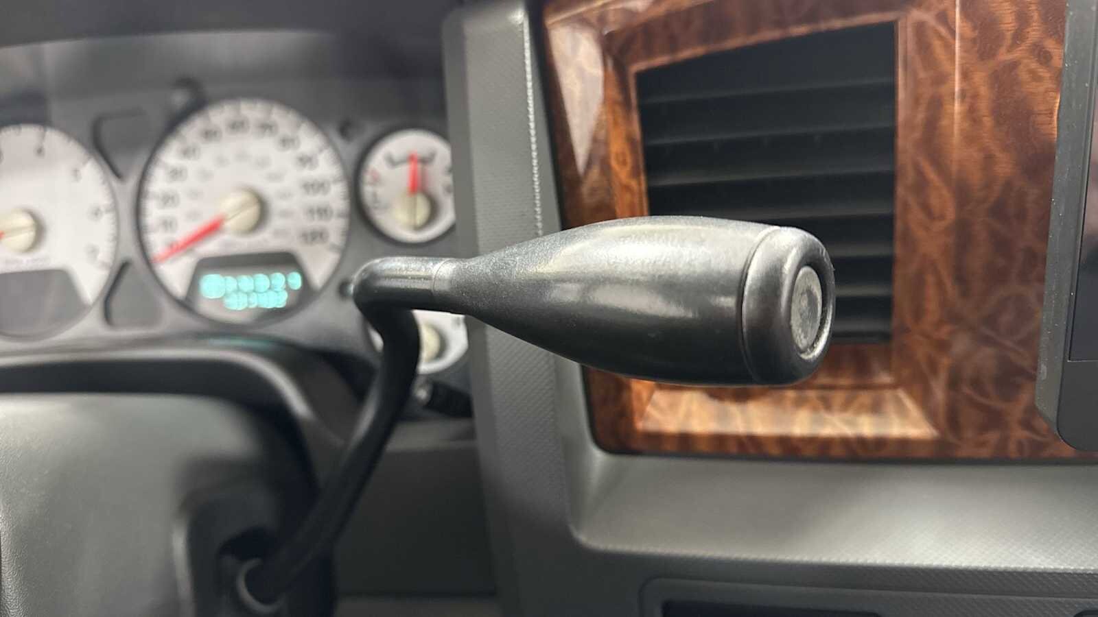 Thumbnail: 2006 Dodge Ram 1500 - 21