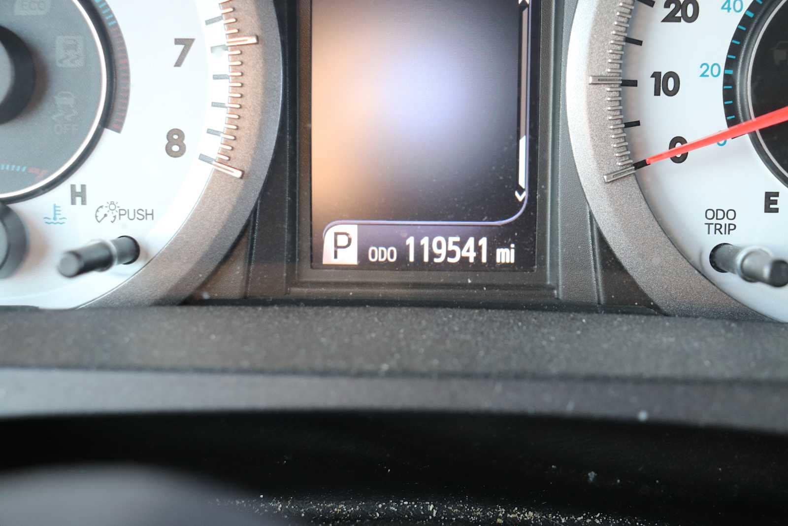 Thumbnail: 2016 Toyota Sienna - 11