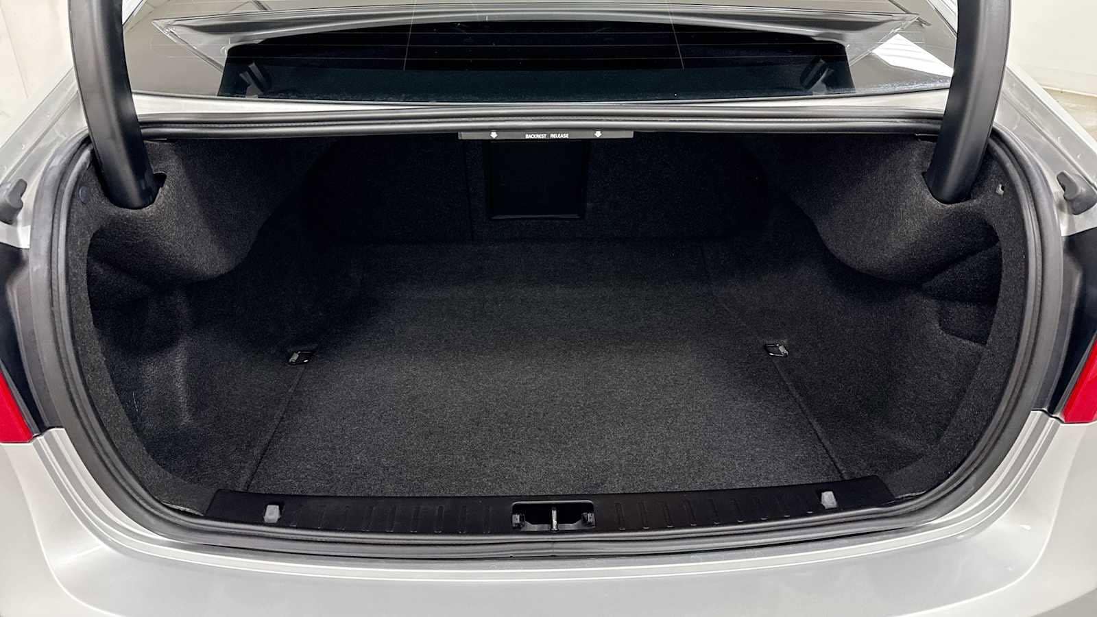 Thumbnail: 2015 Volvo S60 - 26