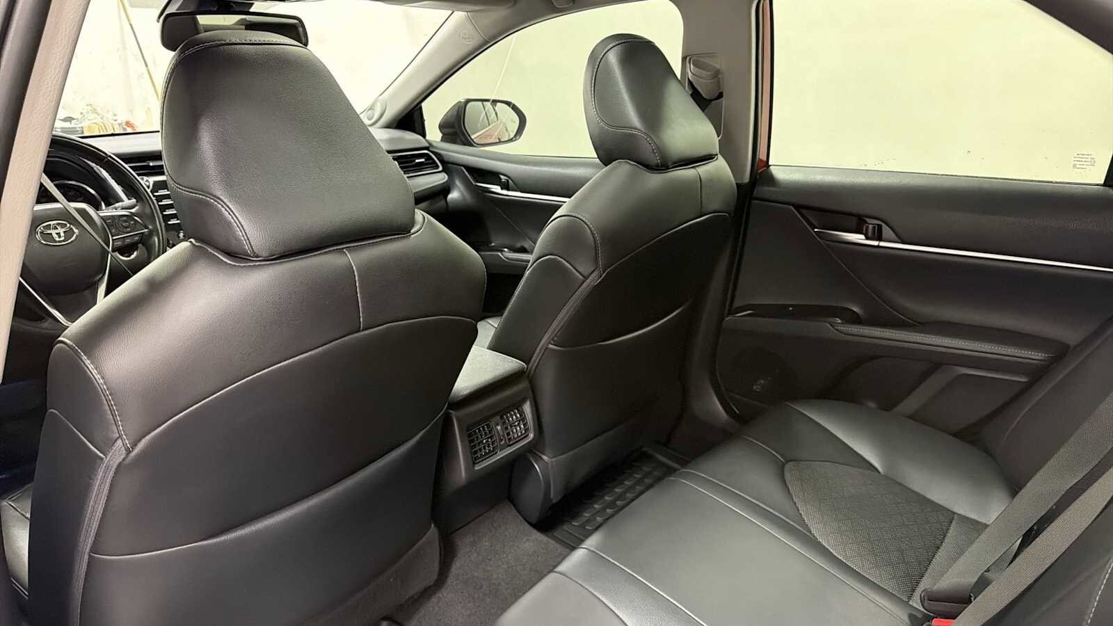 Thumbnail: 2019 Toyota Camry - 25