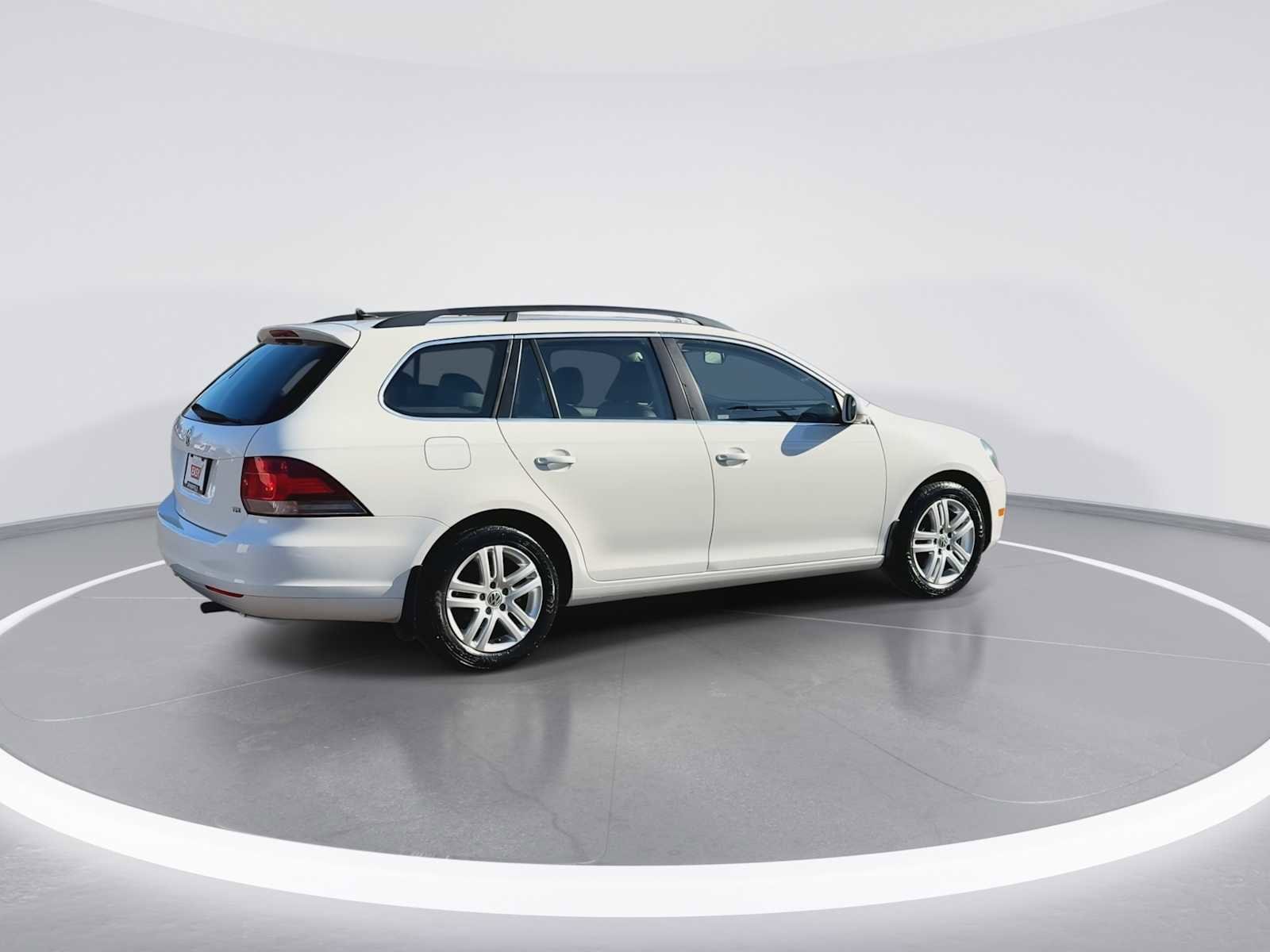 Thumbnail: 2011 Volkswagen Jetta - 8