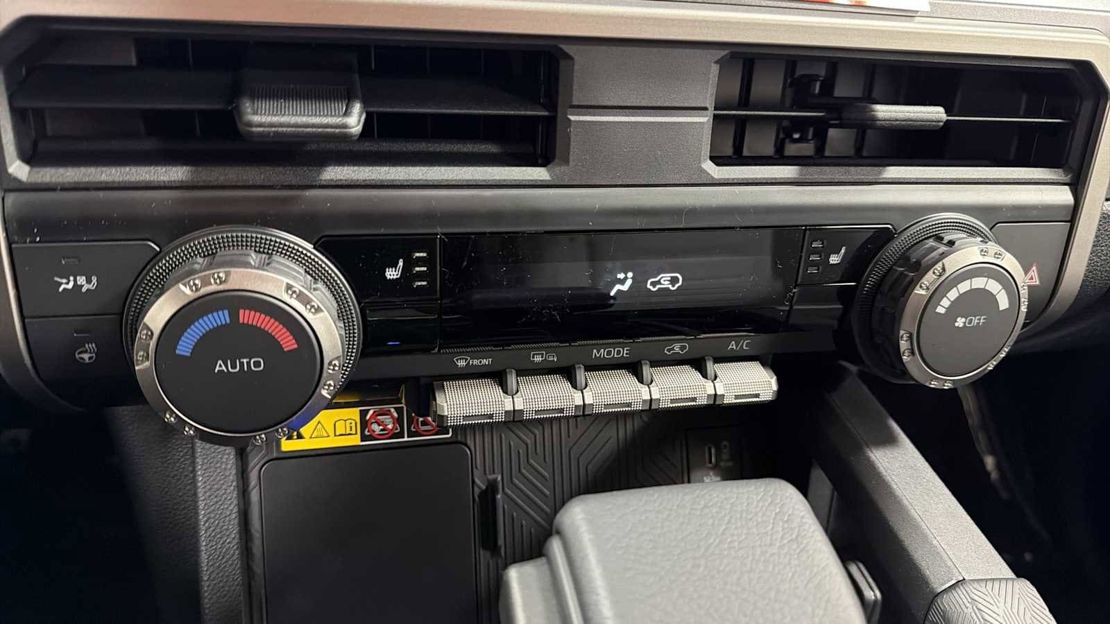 Thumbnail: 2026 Toyota 4Runner - 21