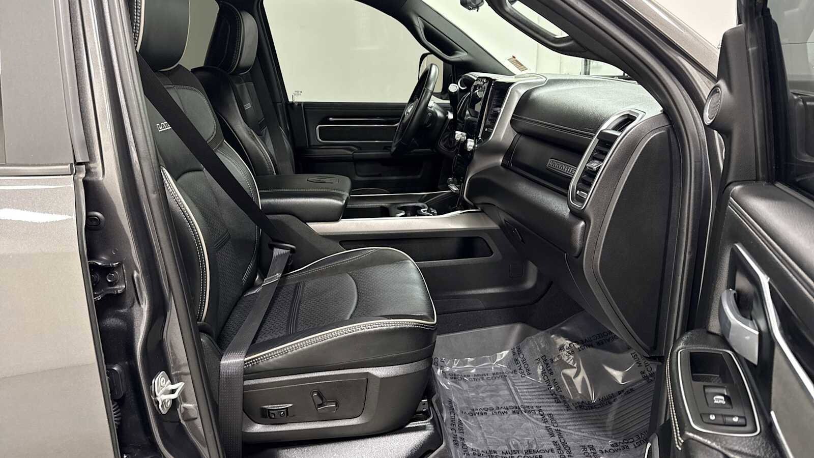 Thumbnail: 2022 RAM 3500 - 29