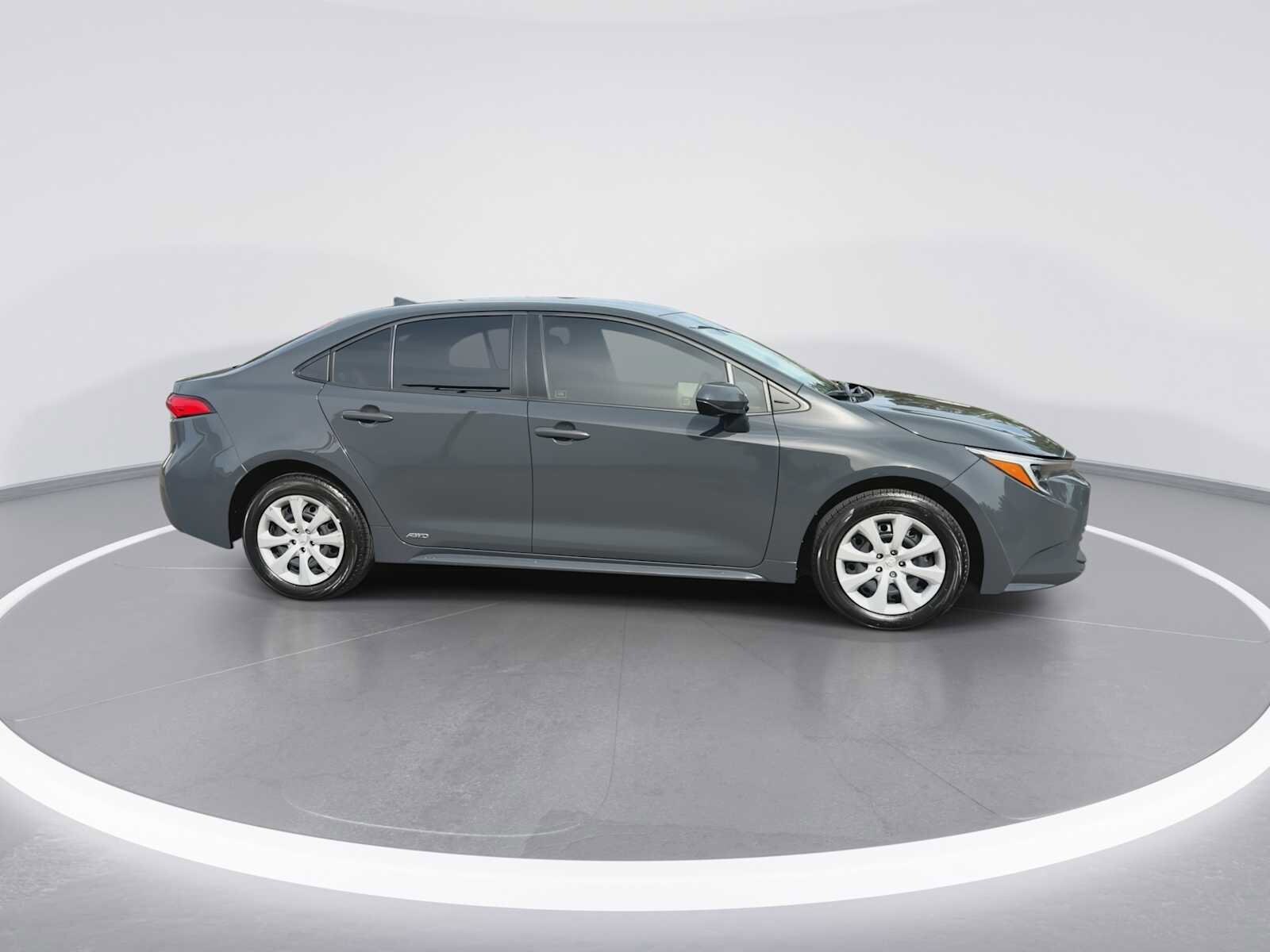 Thumbnail: 2025 Toyota Corolla - 9