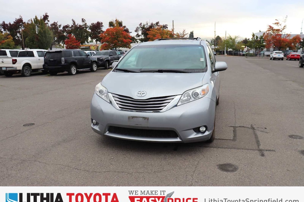 Certified 2017 Toyota Sienna XLE 8 Passenger Van Passenger Van