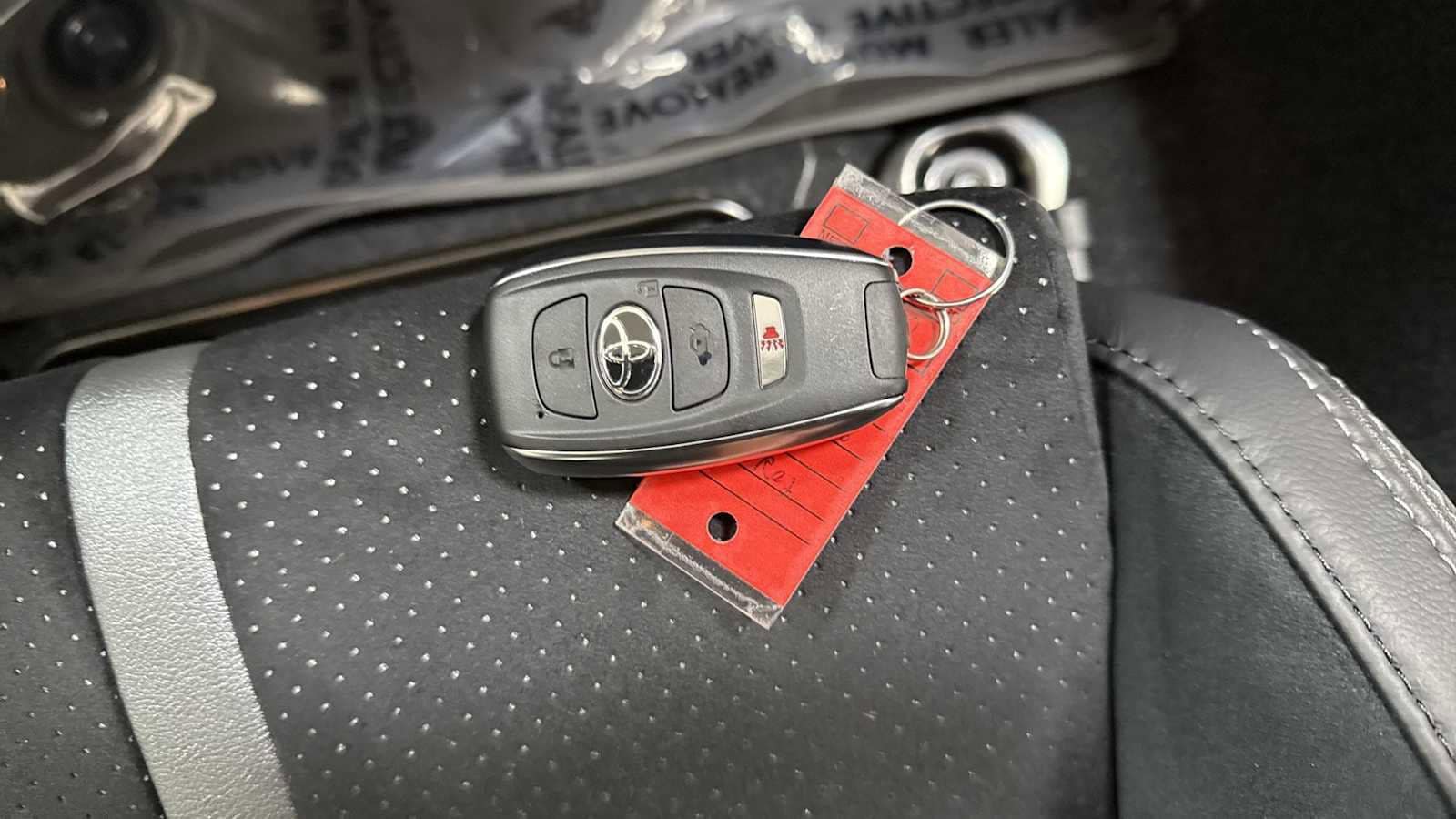 Thumbnail: 2025 Toyota GR86 - 30