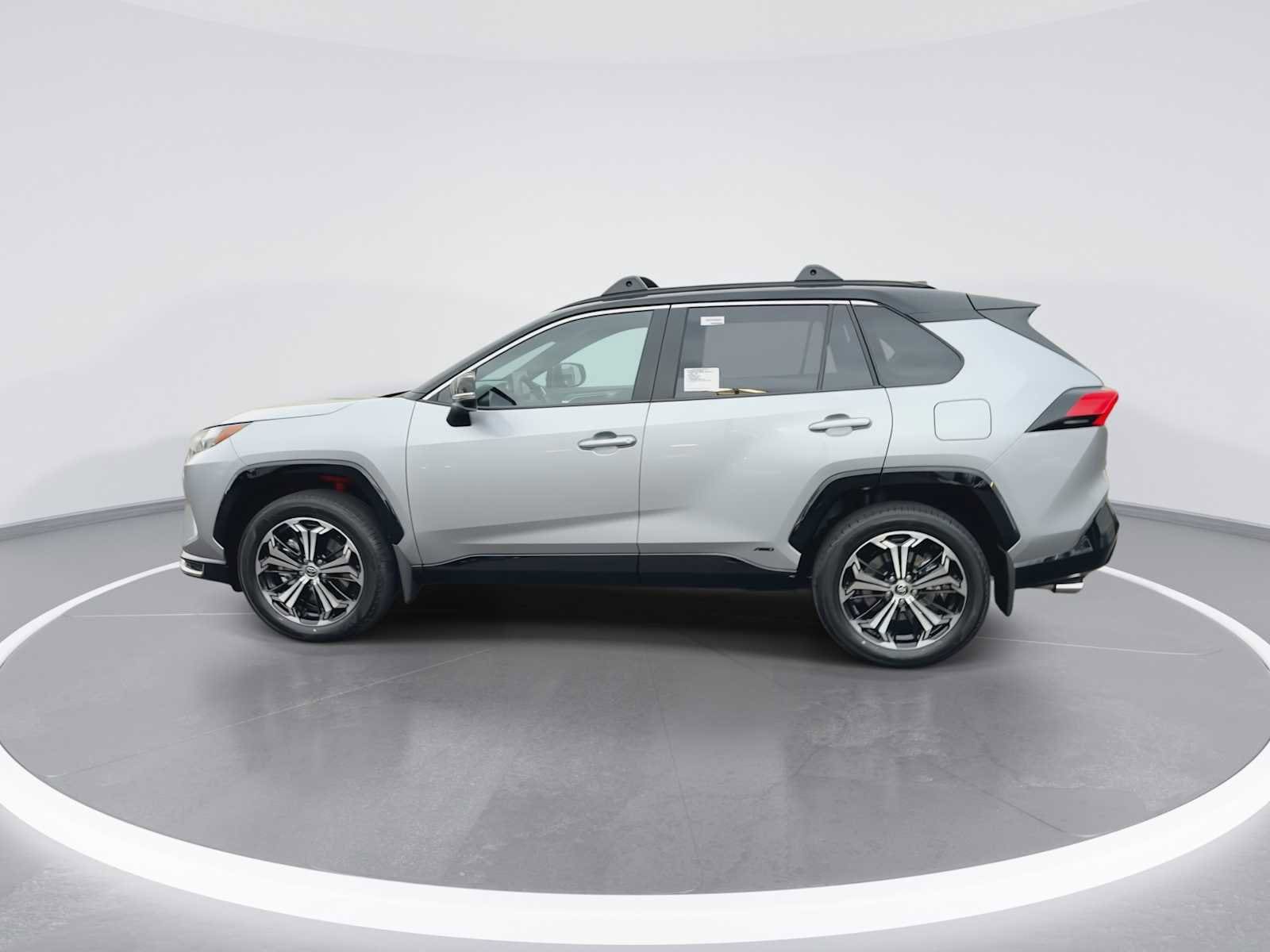 Thumbnail: 2025 Toyota RAV4 - 5