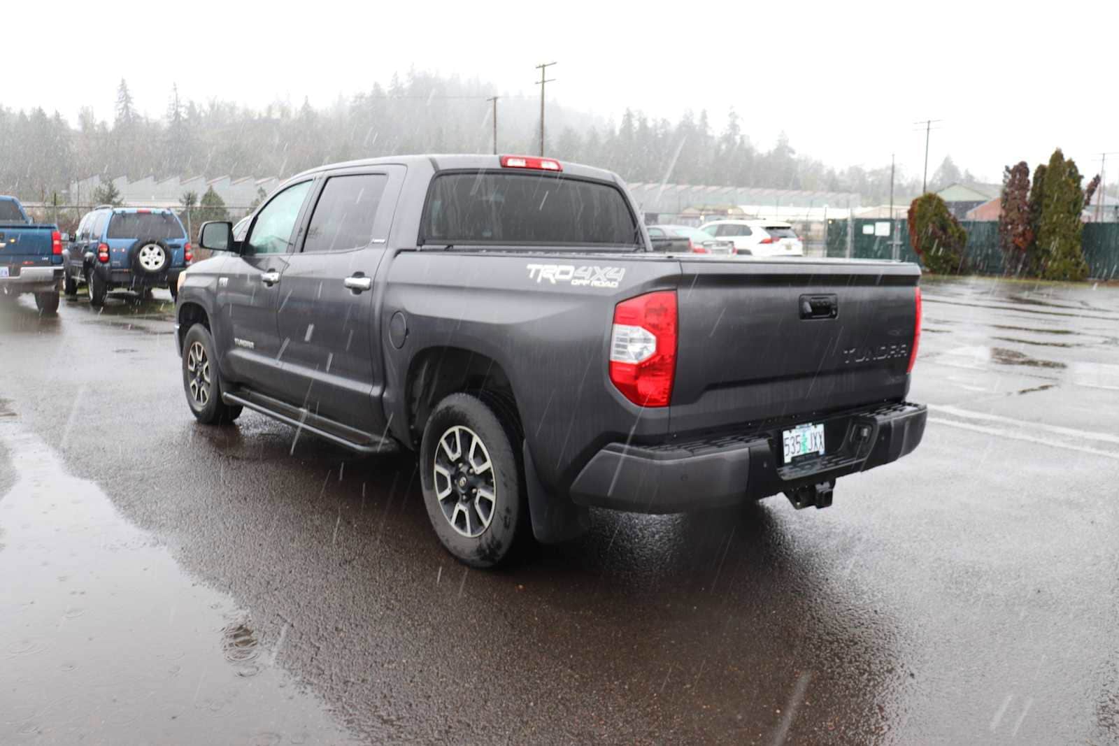 Thumbnail: 2017 Toyota Tundra - 7