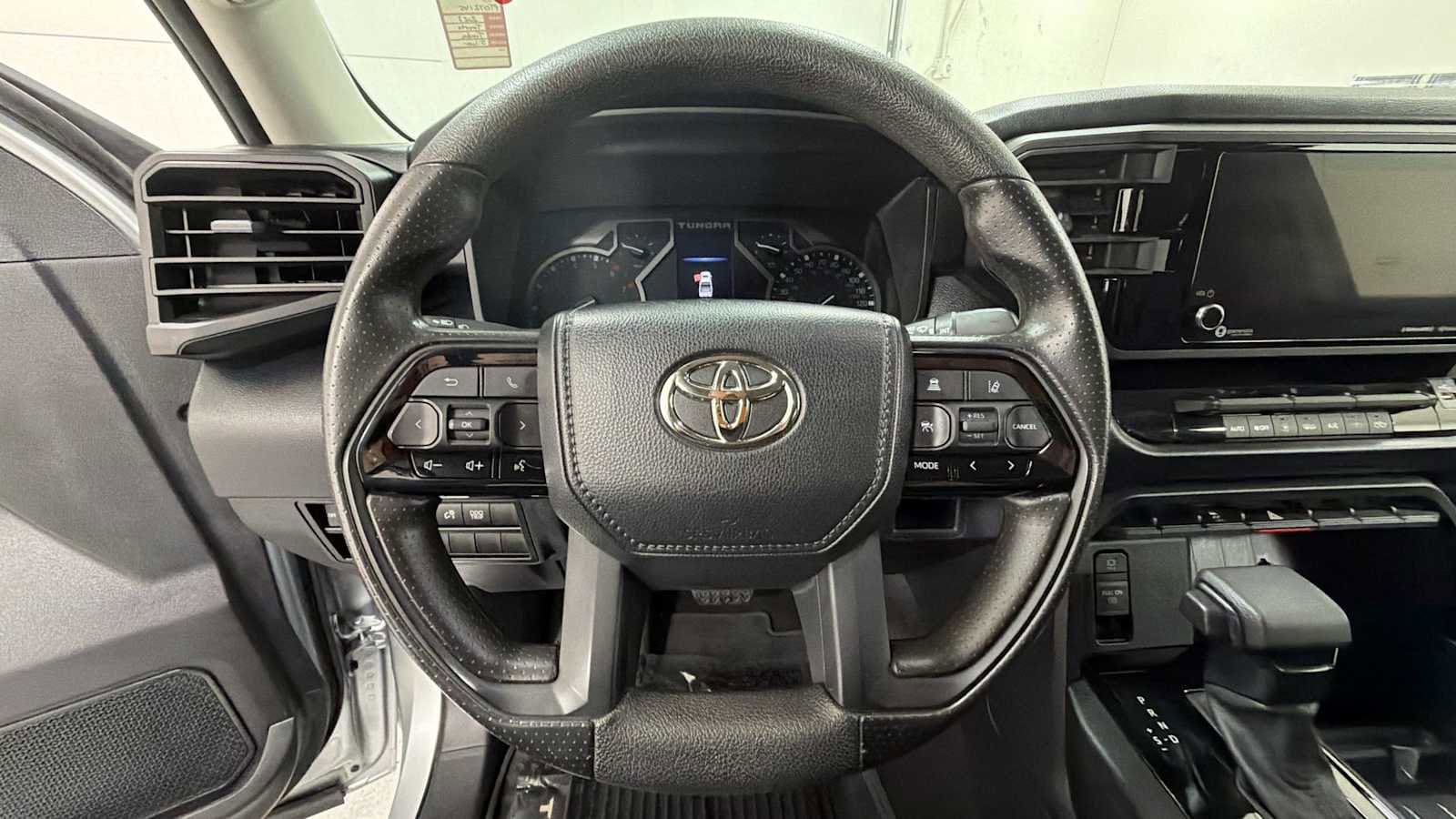 Thumbnail: 2023 Toyota Tundra - 16