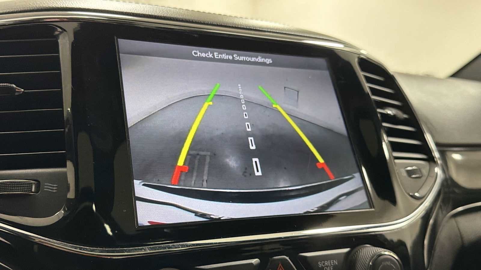 Thumbnail: 2019 Jeep Grand Cherokee - 19