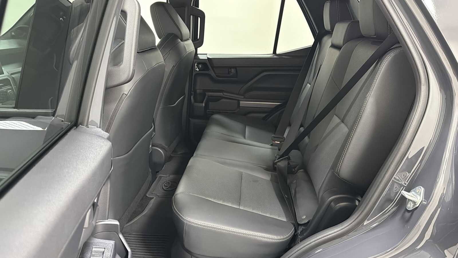 Thumbnail: 2025 Toyota 4Runner - 24