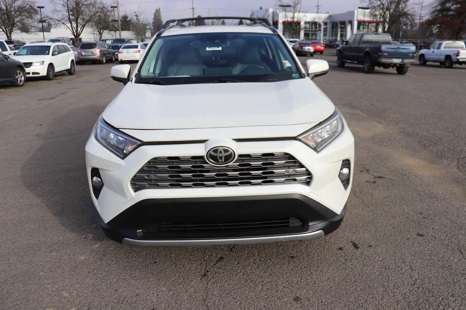 Thumbnail: 2019 Toyota RAV4 - 2