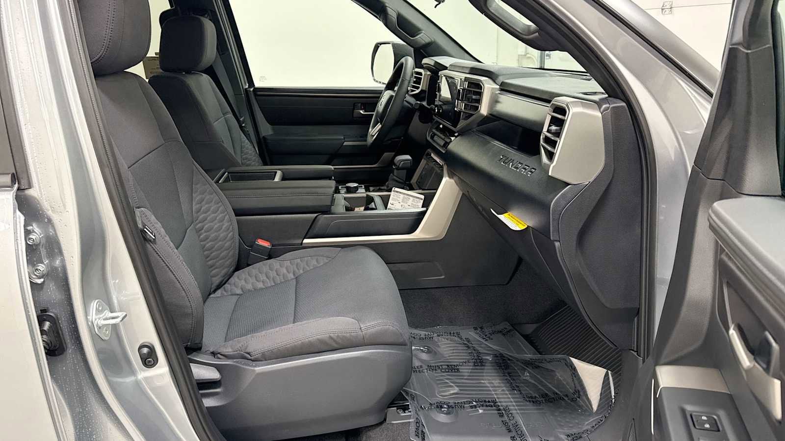 Thumbnail: 2025 Toyota Tundra - 29