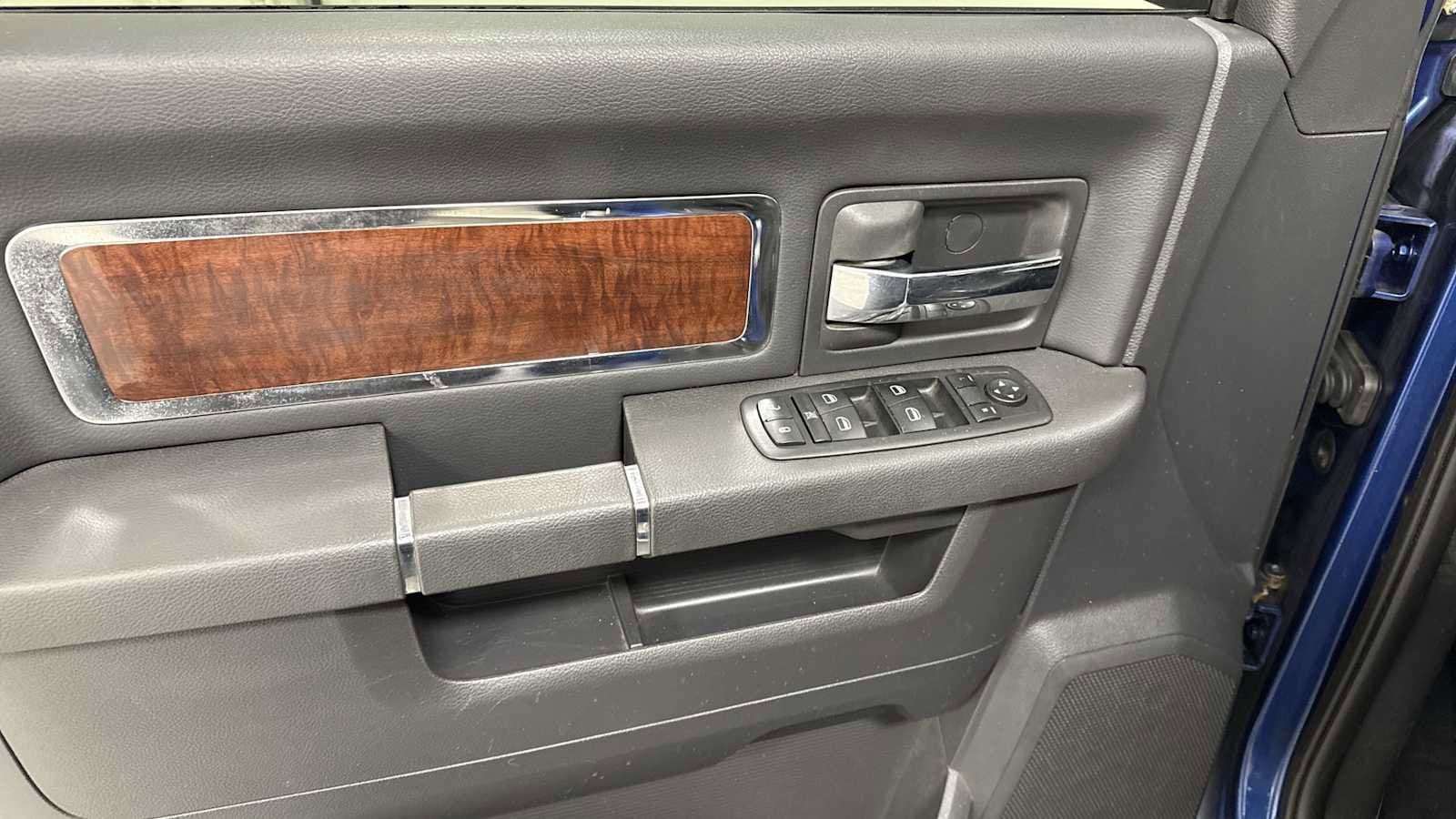 Thumbnail: 2009 Dodge Ram 1500 - 15