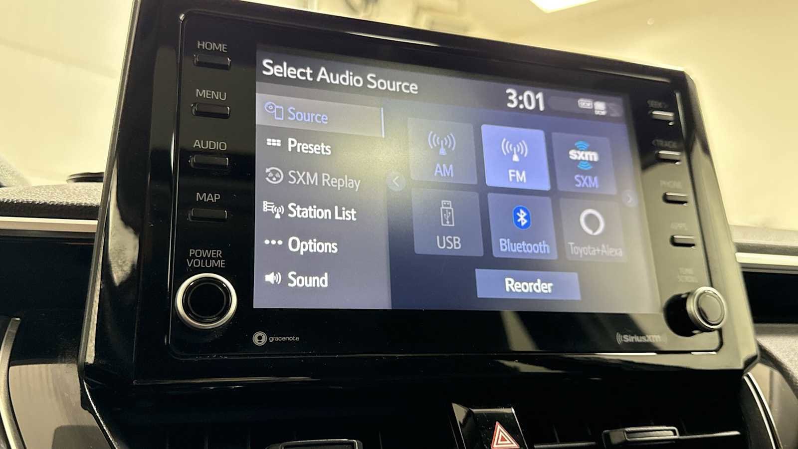 Thumbnail: 2022 Toyota Corolla Cross - 18