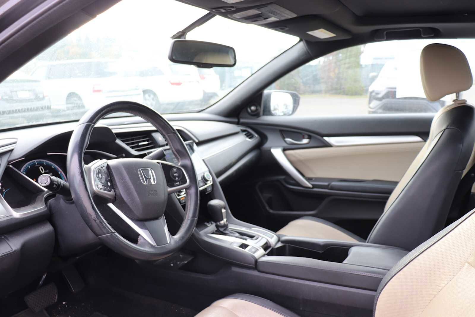 Thumbnail: 2017 Honda Civic - 10