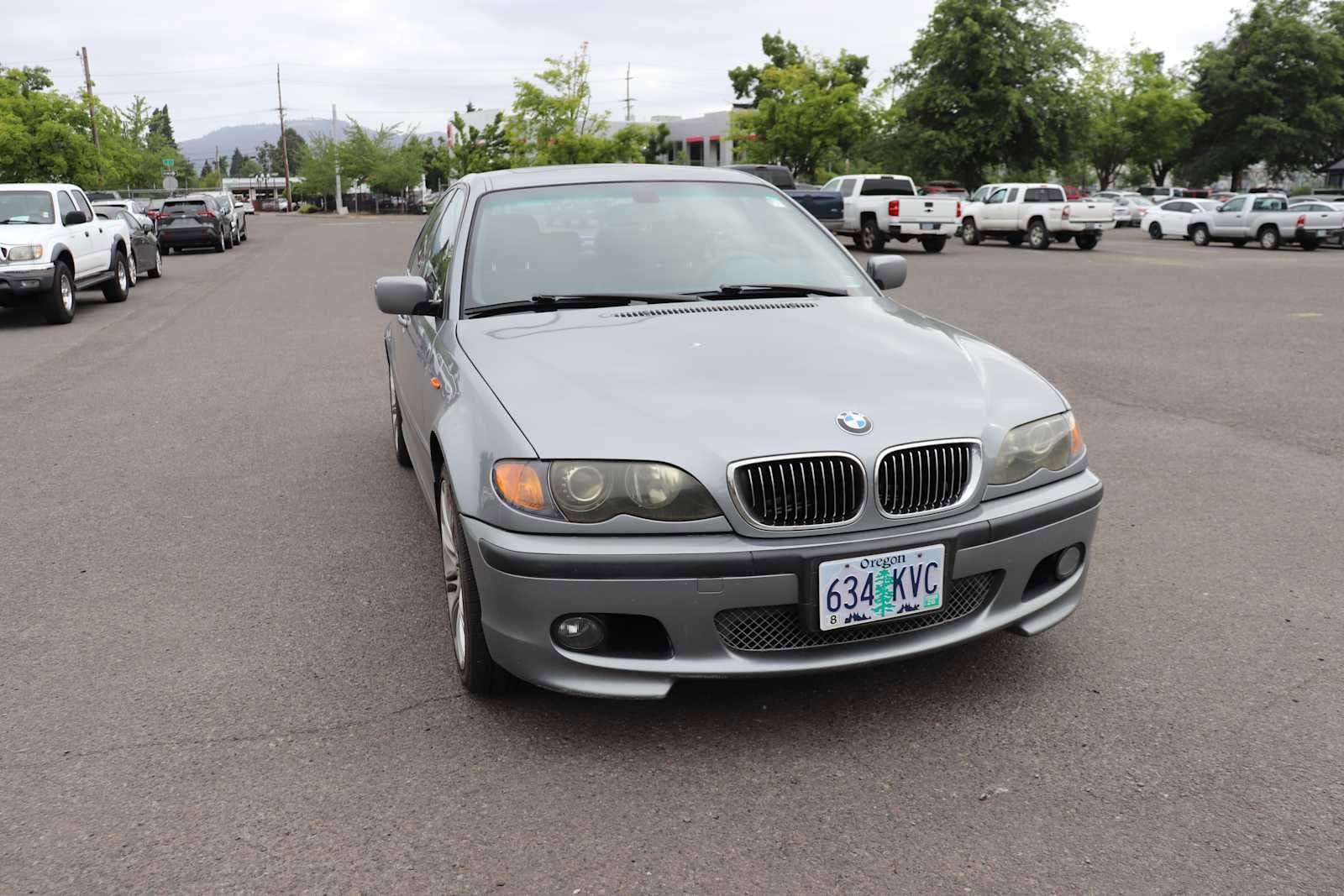 2004 BMW 3 Series 330i 3
