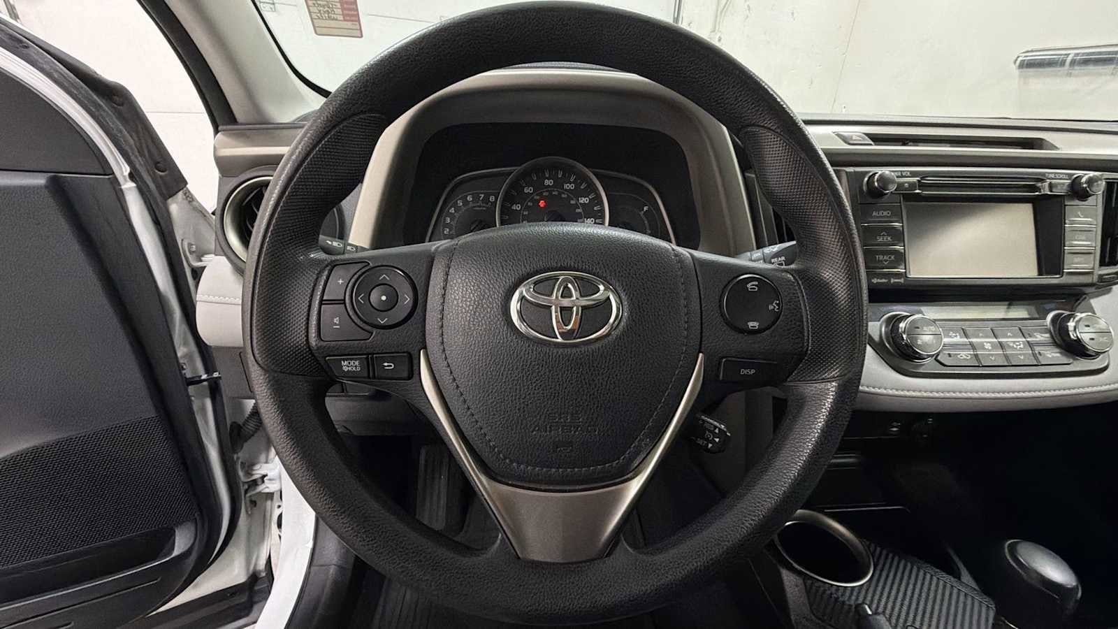 Thumbnail: 2013 Toyota RAV4 - 16