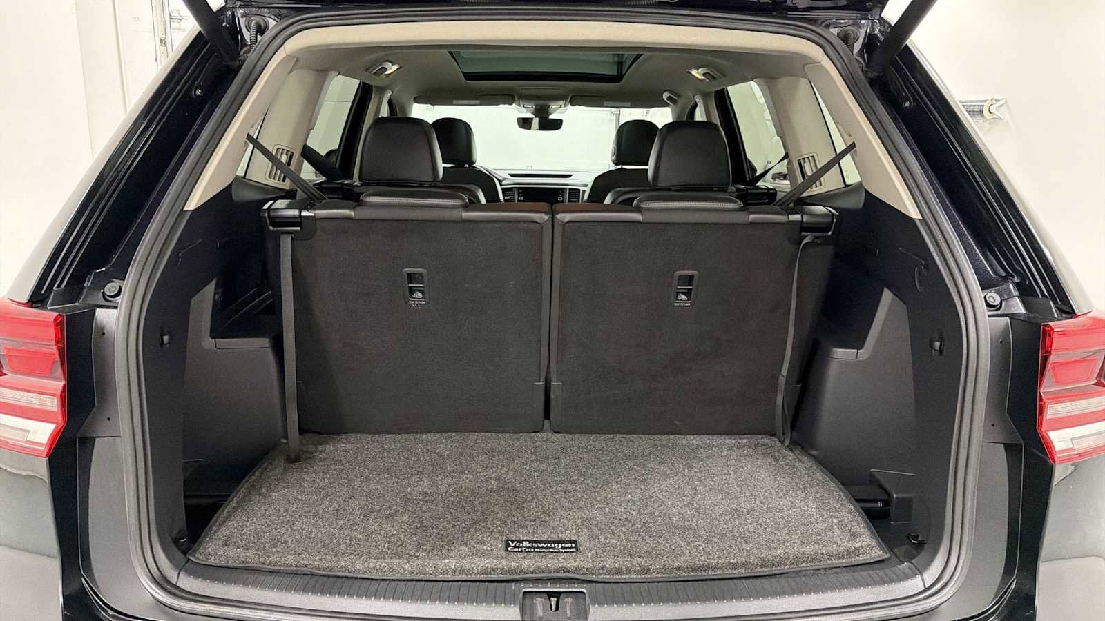 Thumbnail: 2019 Volkswagen Atlas - 28