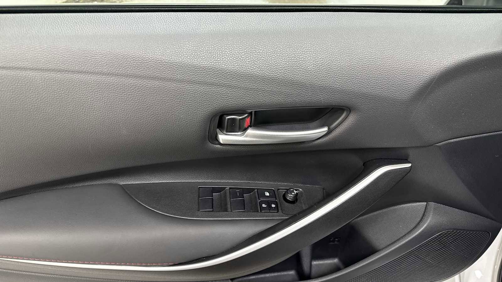 Thumbnail: 2025 Toyota Corolla - 15