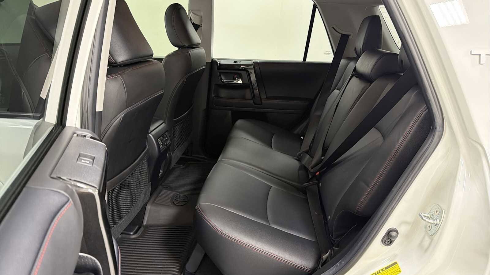 Thumbnail: 2023 Toyota 4Runner - 25