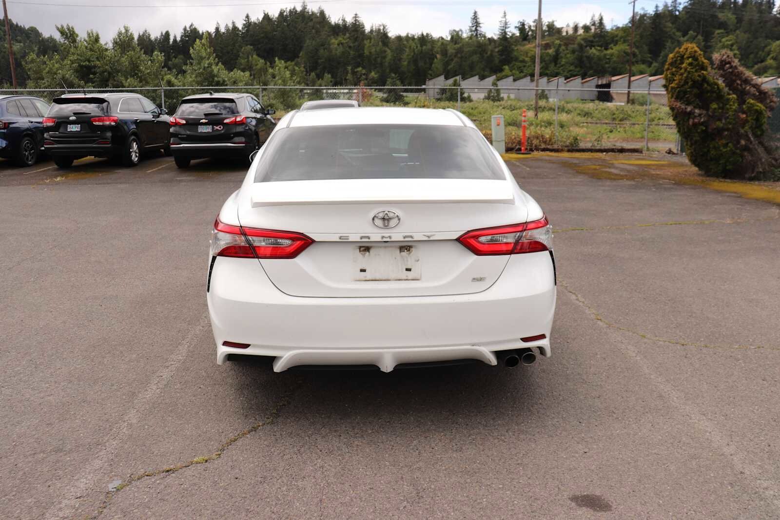 Thumbnail: 2018 Toyota Camry - 6