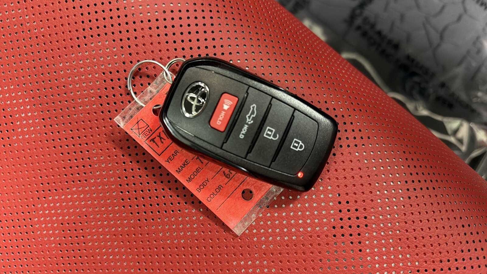 Thumbnail: 2026 Toyota Tundra - 32