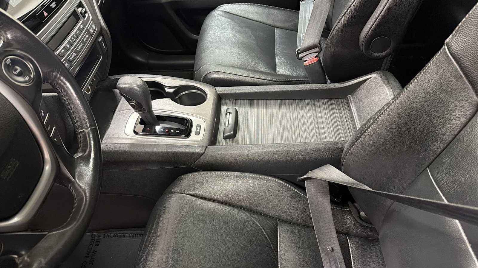 Thumbnail: 2017 Honda Pilot - 22