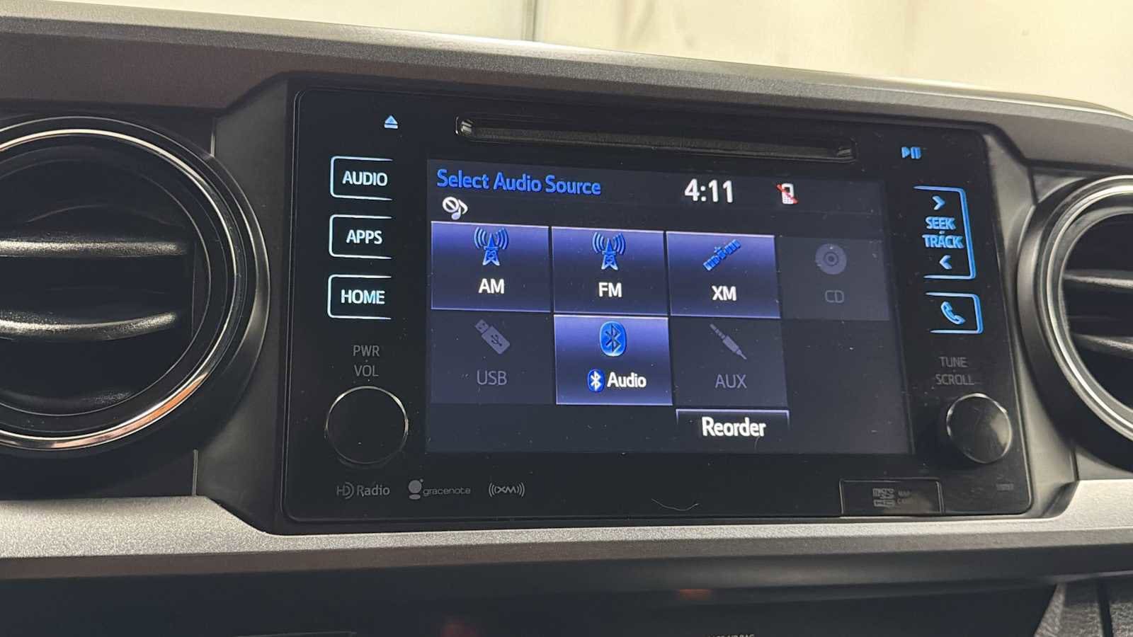 Thumbnail: 2018 Toyota Tacoma - 18