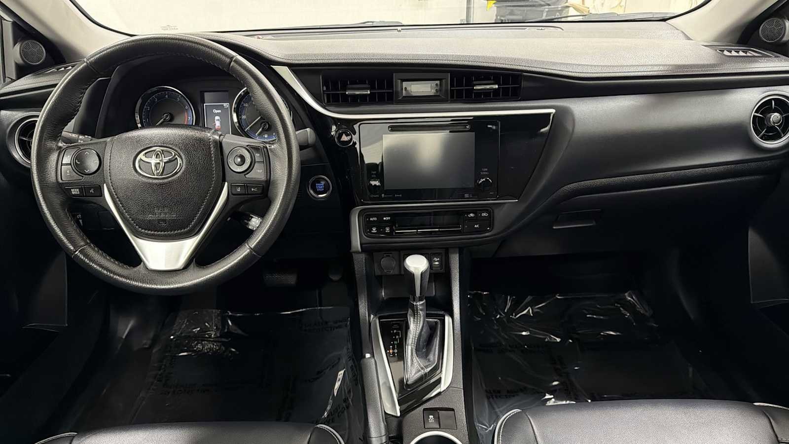 Thumbnail: 2018 Toyota Corolla - 27