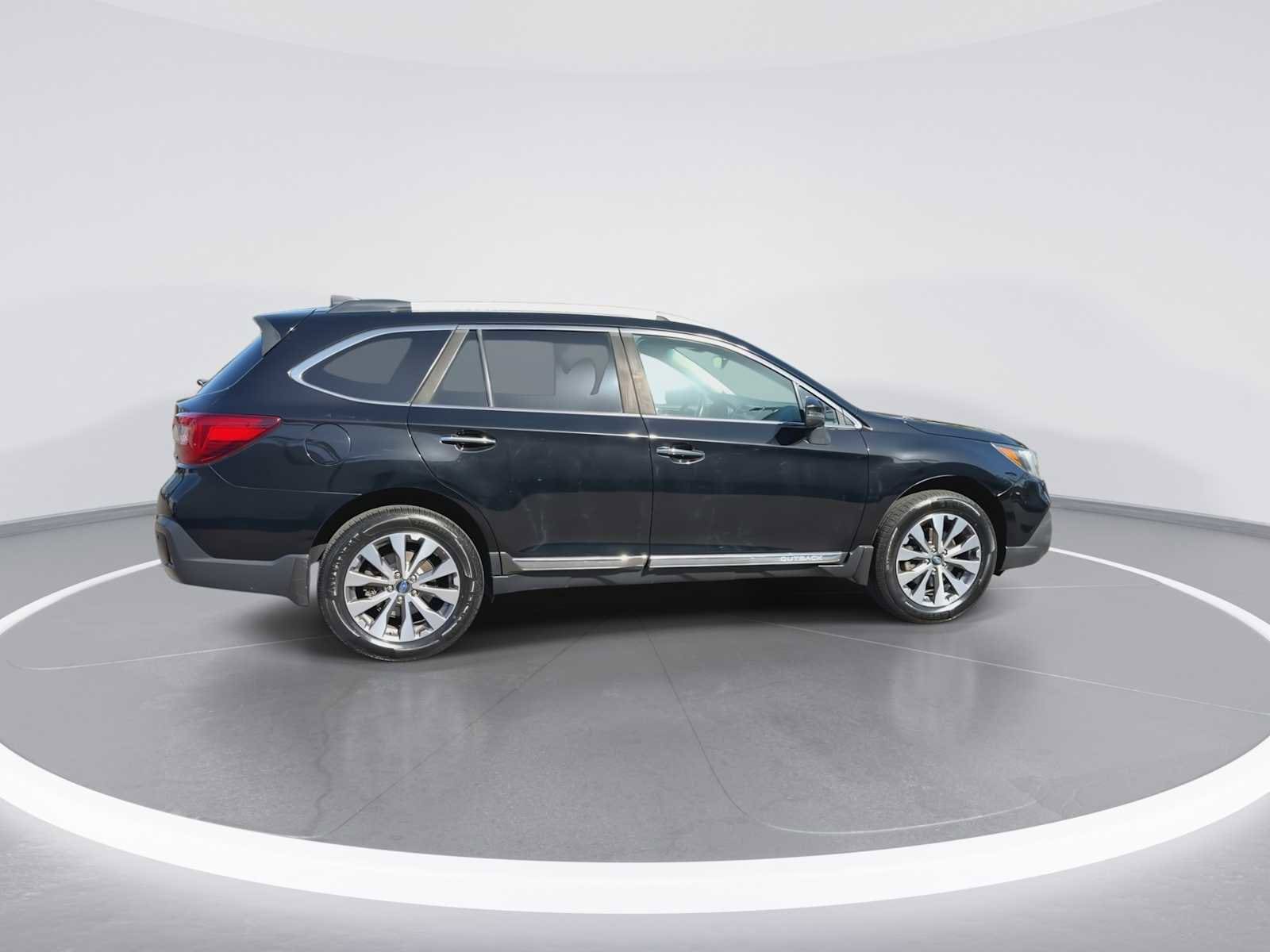 Thumbnail: 2019 Subaru Outback - 8