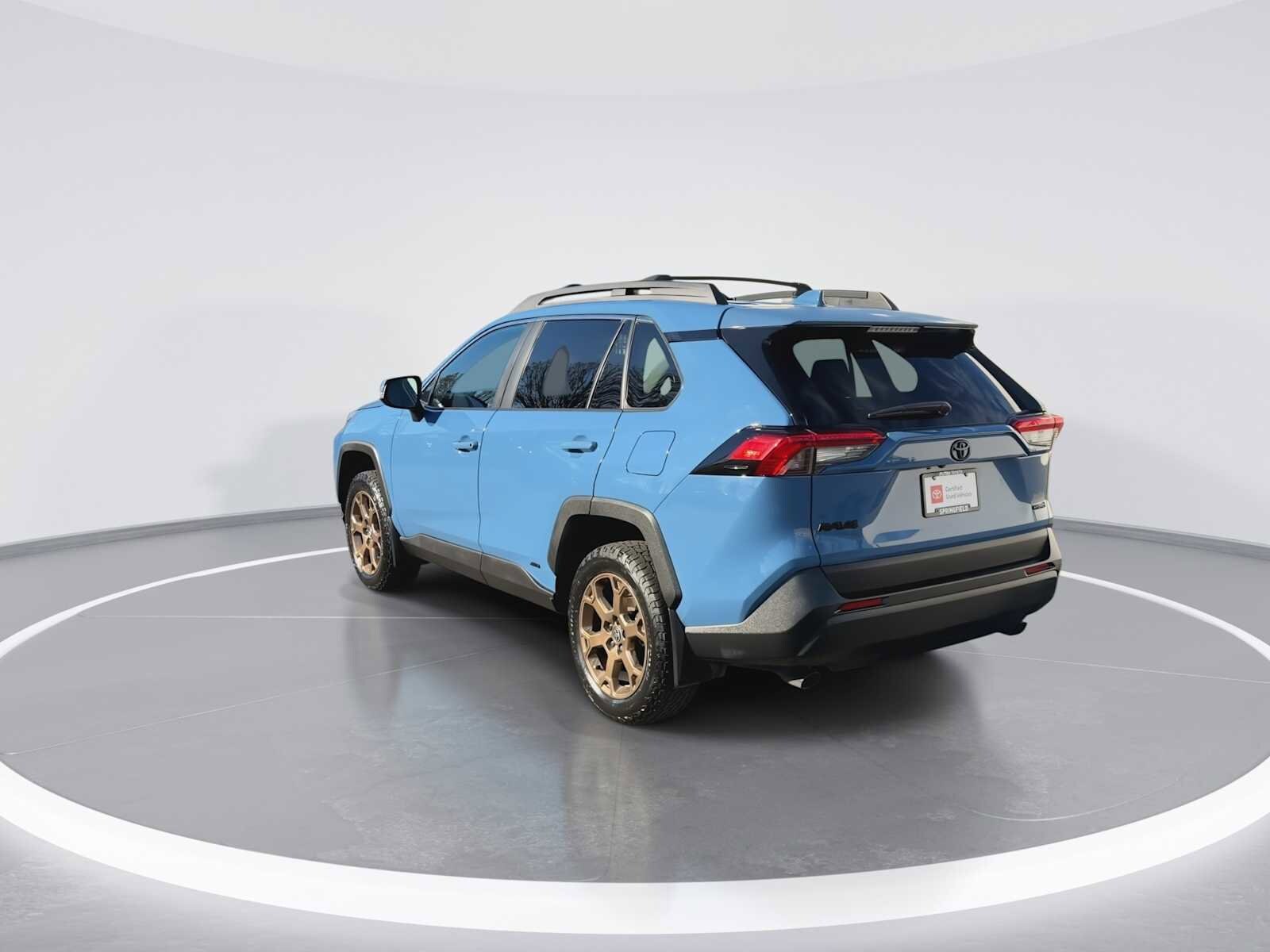 Thumbnail: 2023 Toyota RAV4 - 6