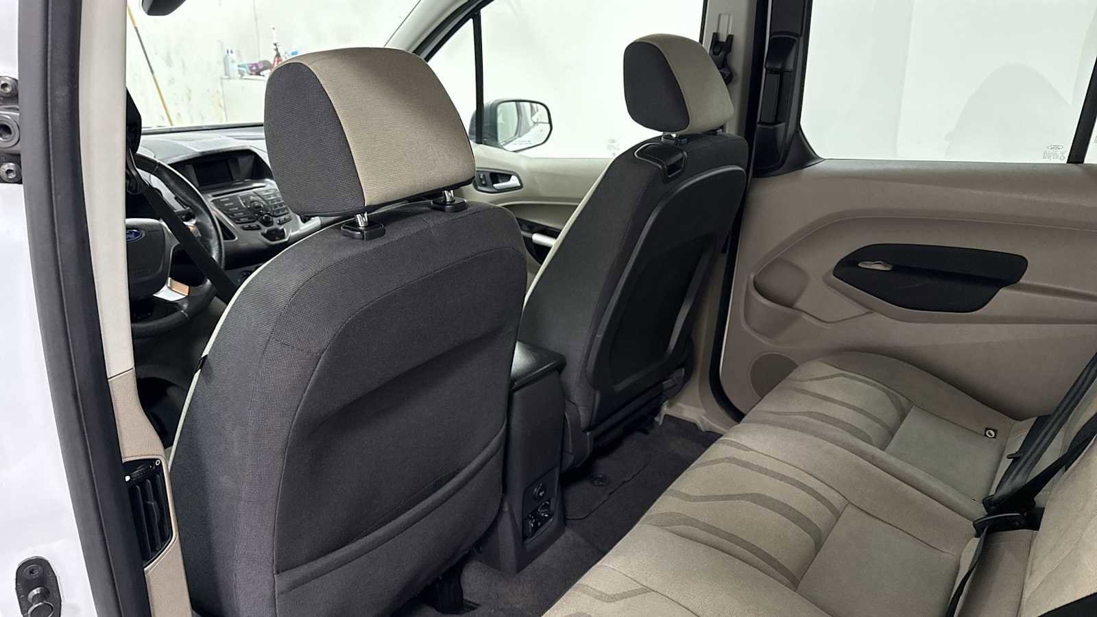 Thumbnail: 2015 Ford Transit Series - 25