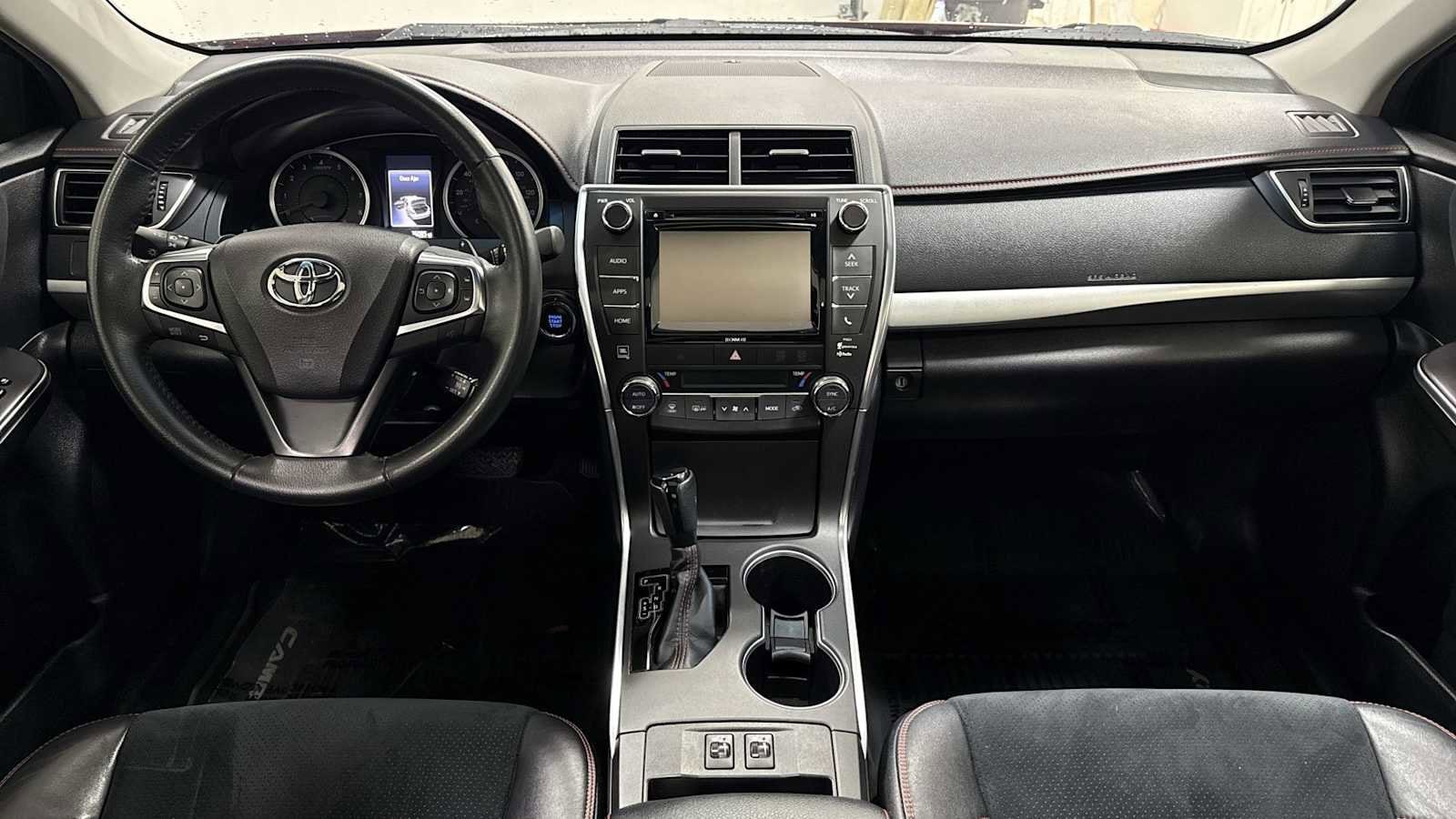 Thumbnail: 2017 Toyota Camry - 26