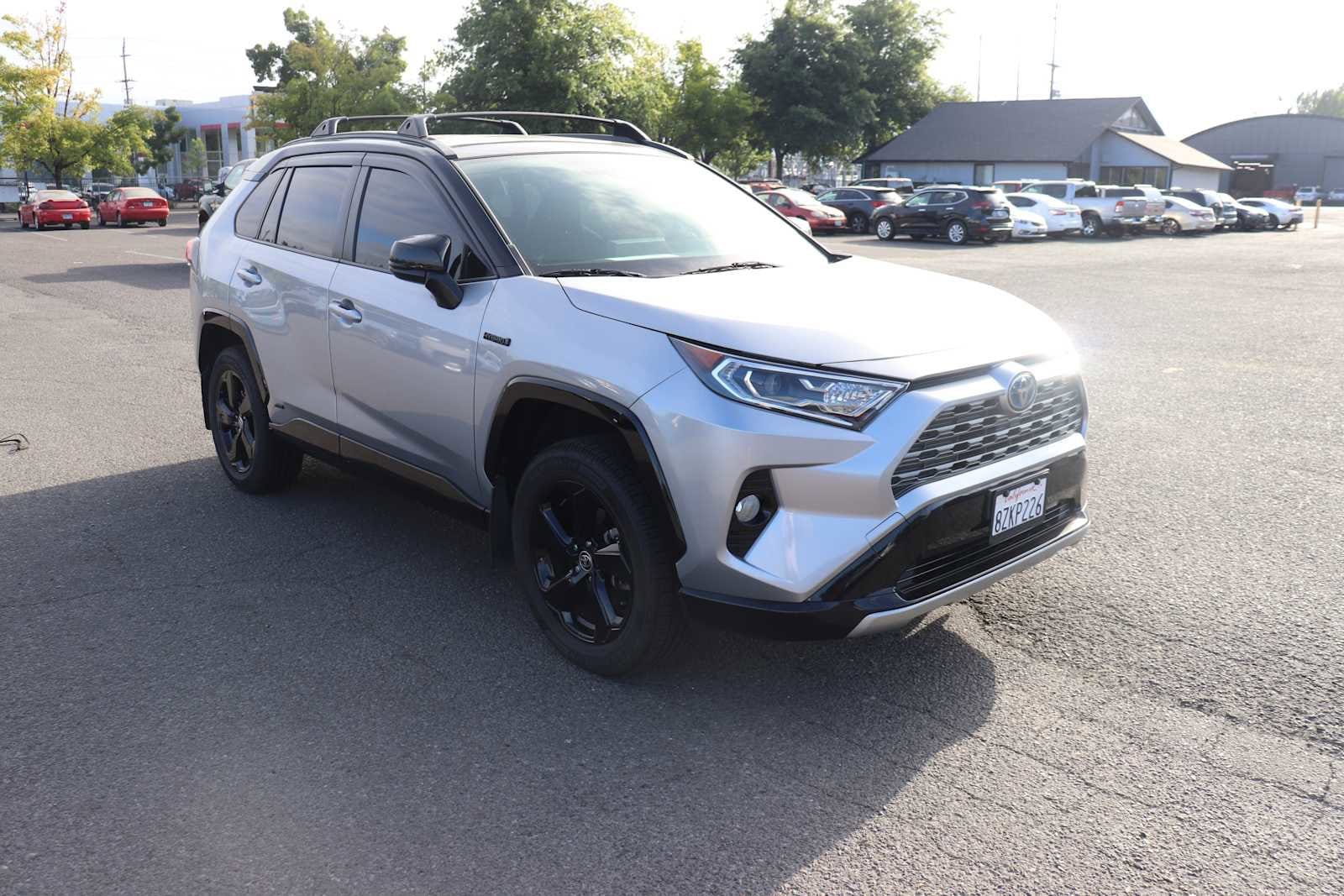 Thumbnail: 2021 Toyota RAV4 - 3