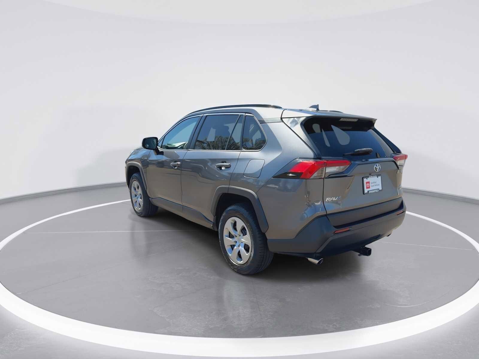 Thumbnail: 2021 Toyota RAV4 - 6