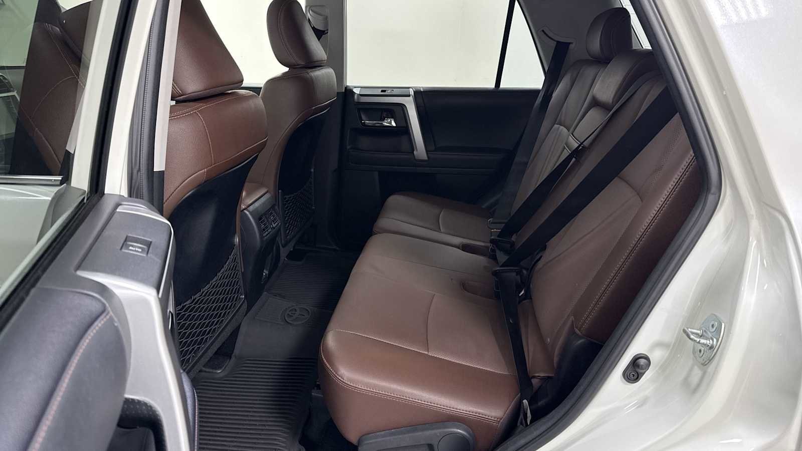 Thumbnail: 2022 Toyota 4Runner - 25