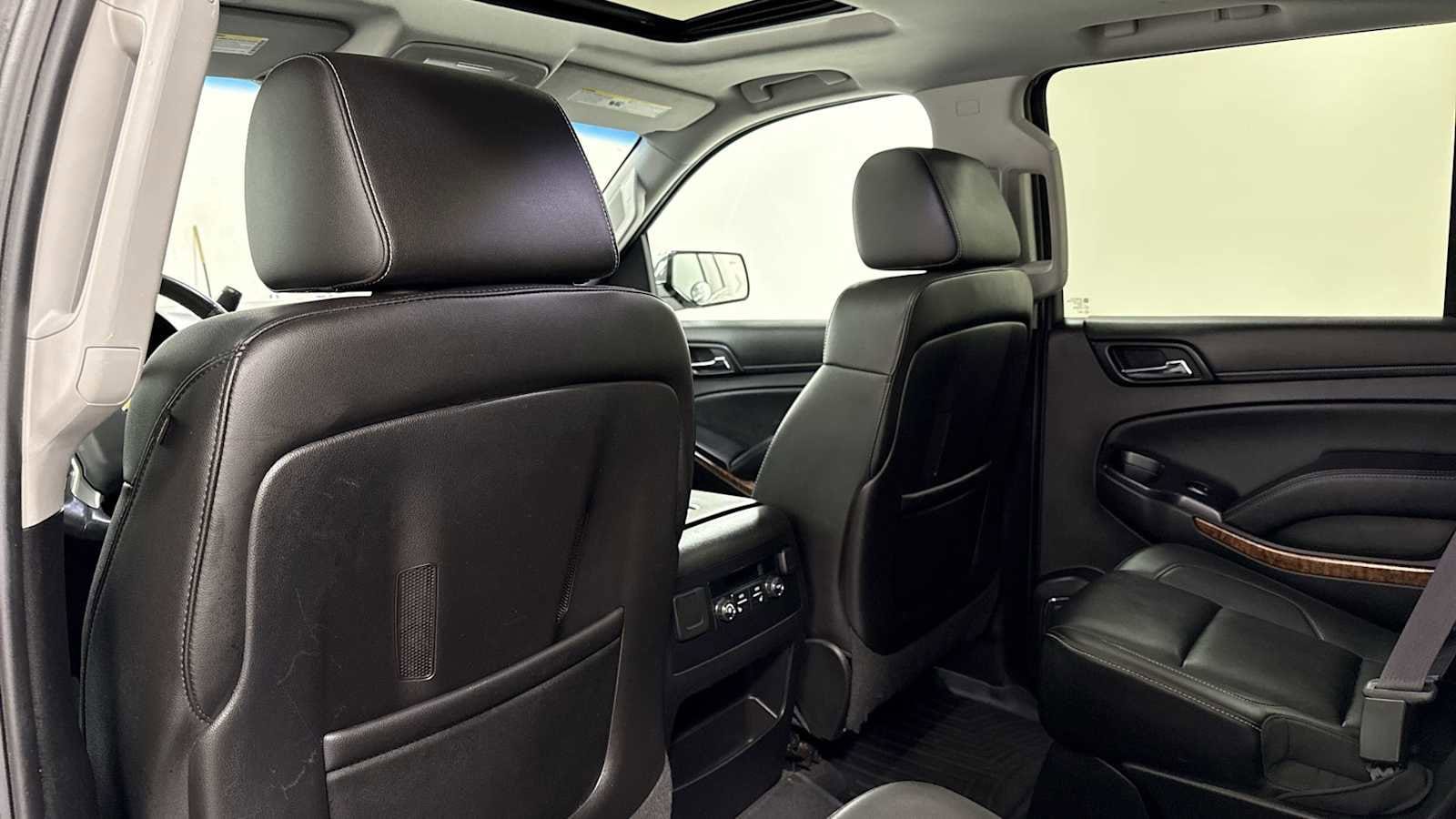 Thumbnail: 2015 Chevrolet Tahoe - 27