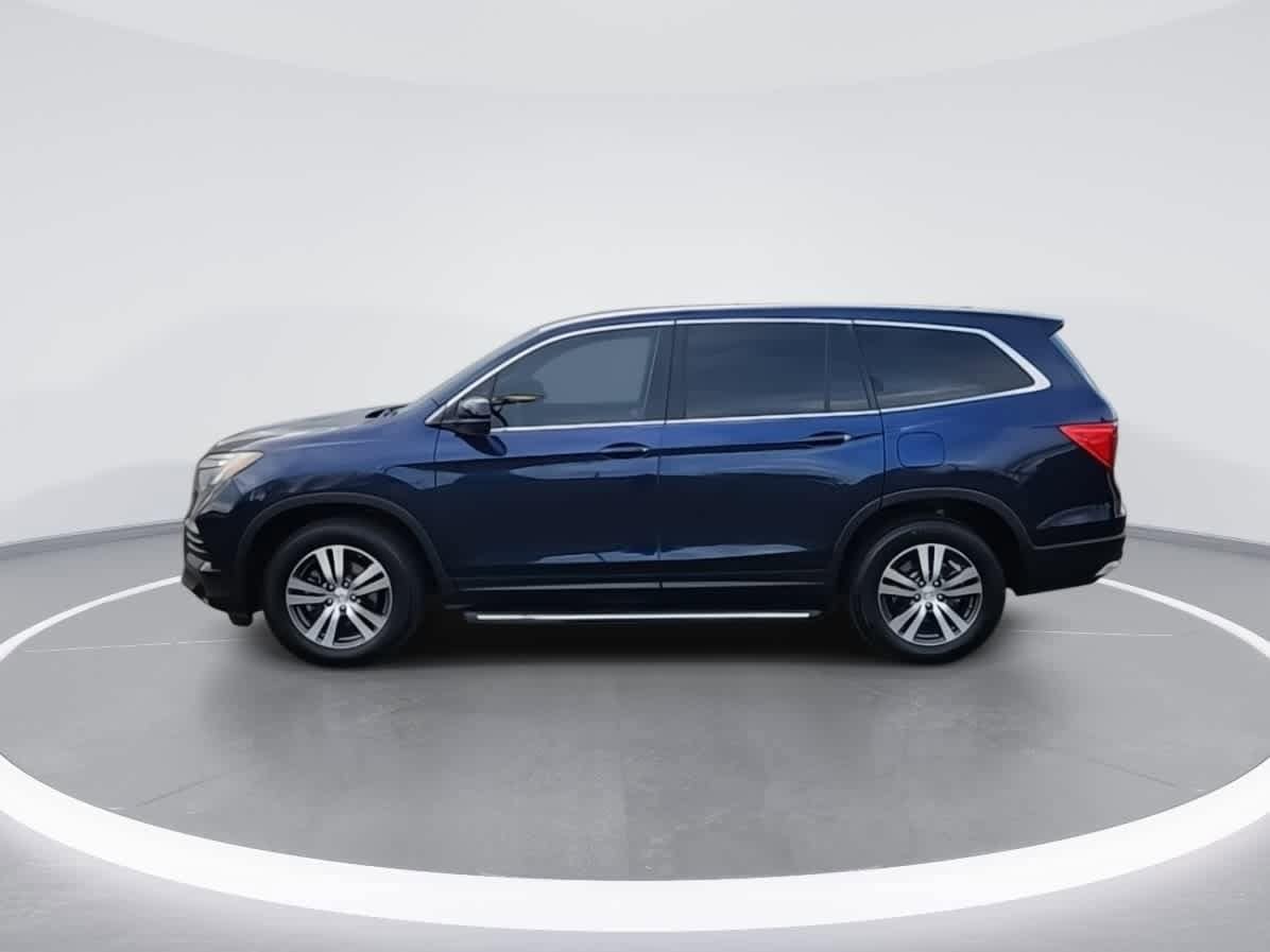 Thumbnail: 2017 Honda Pilot - 5