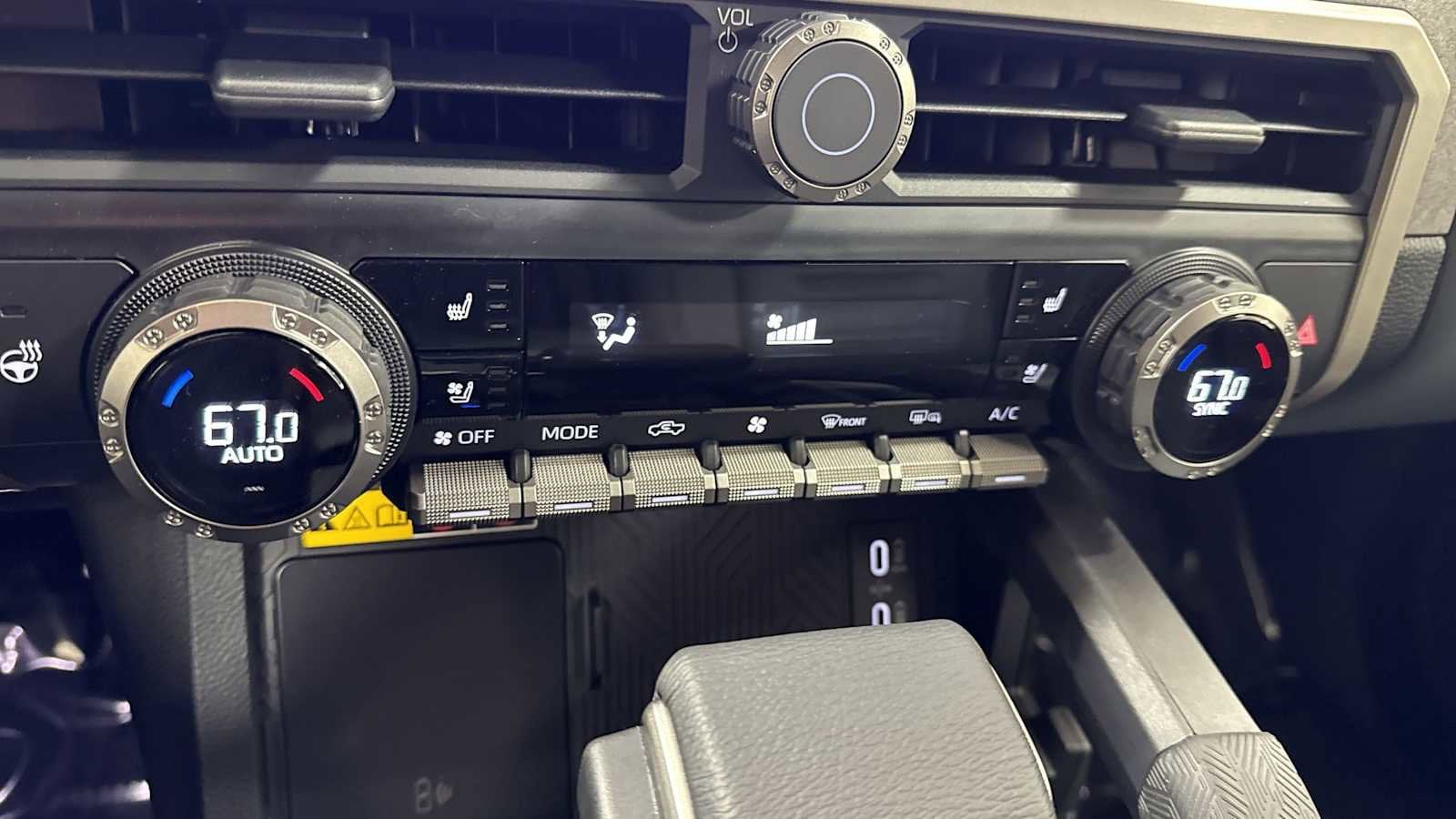 Thumbnail: 2025 Toyota Tacoma - 21