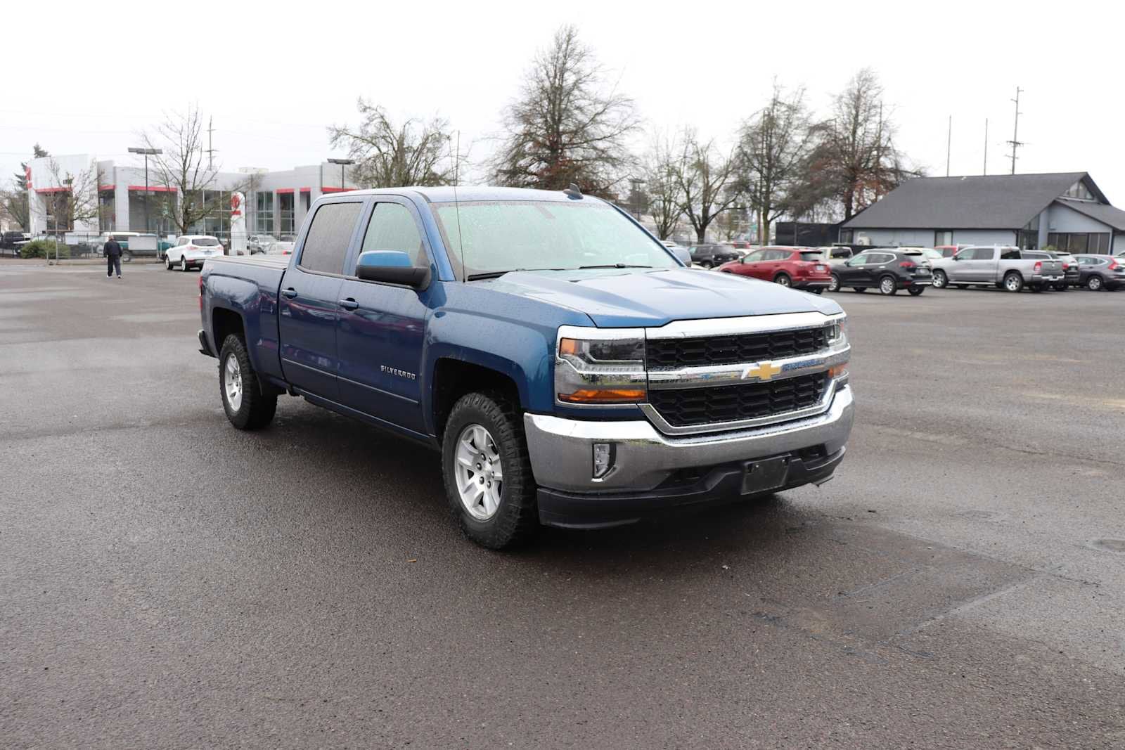 Thumbnail: 2017 Chevrolet Silverado 1500 - 3