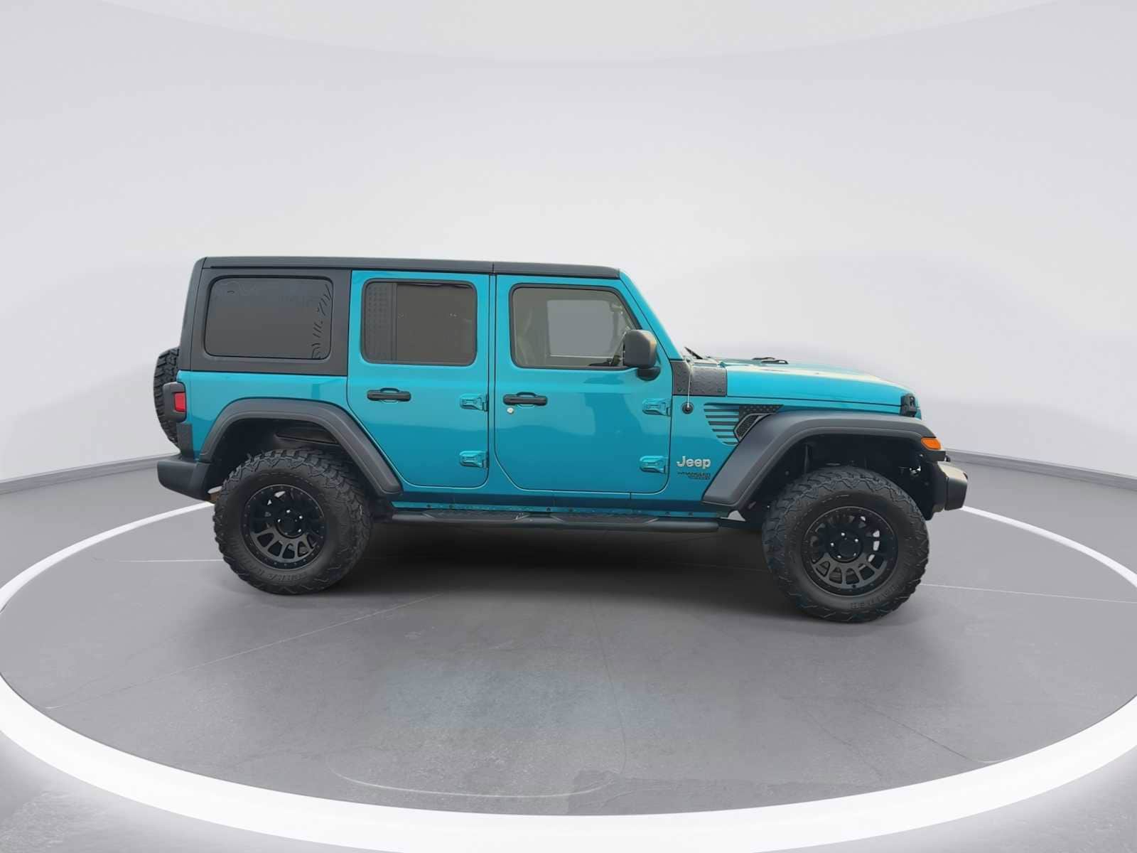 Thumbnail: 2020 Jeep Wrangler - 9