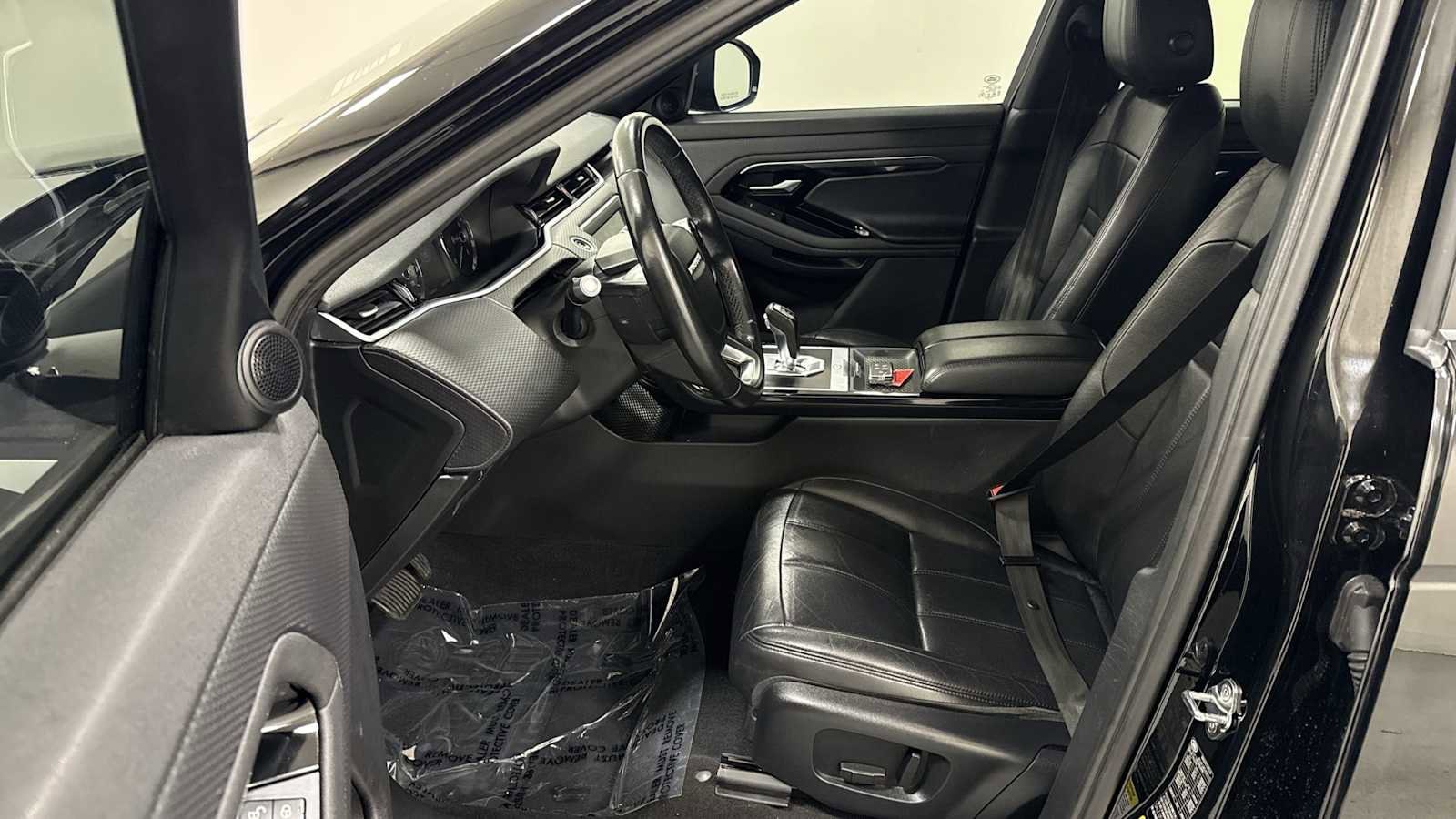 Thumbnail: 2020 Land Rover Range Rover Evoque - 13