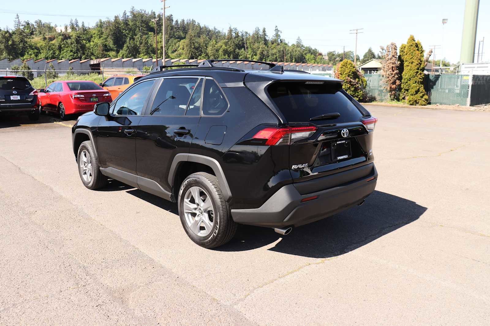 Thumbnail: 2025 Toyota RAV4 - 7