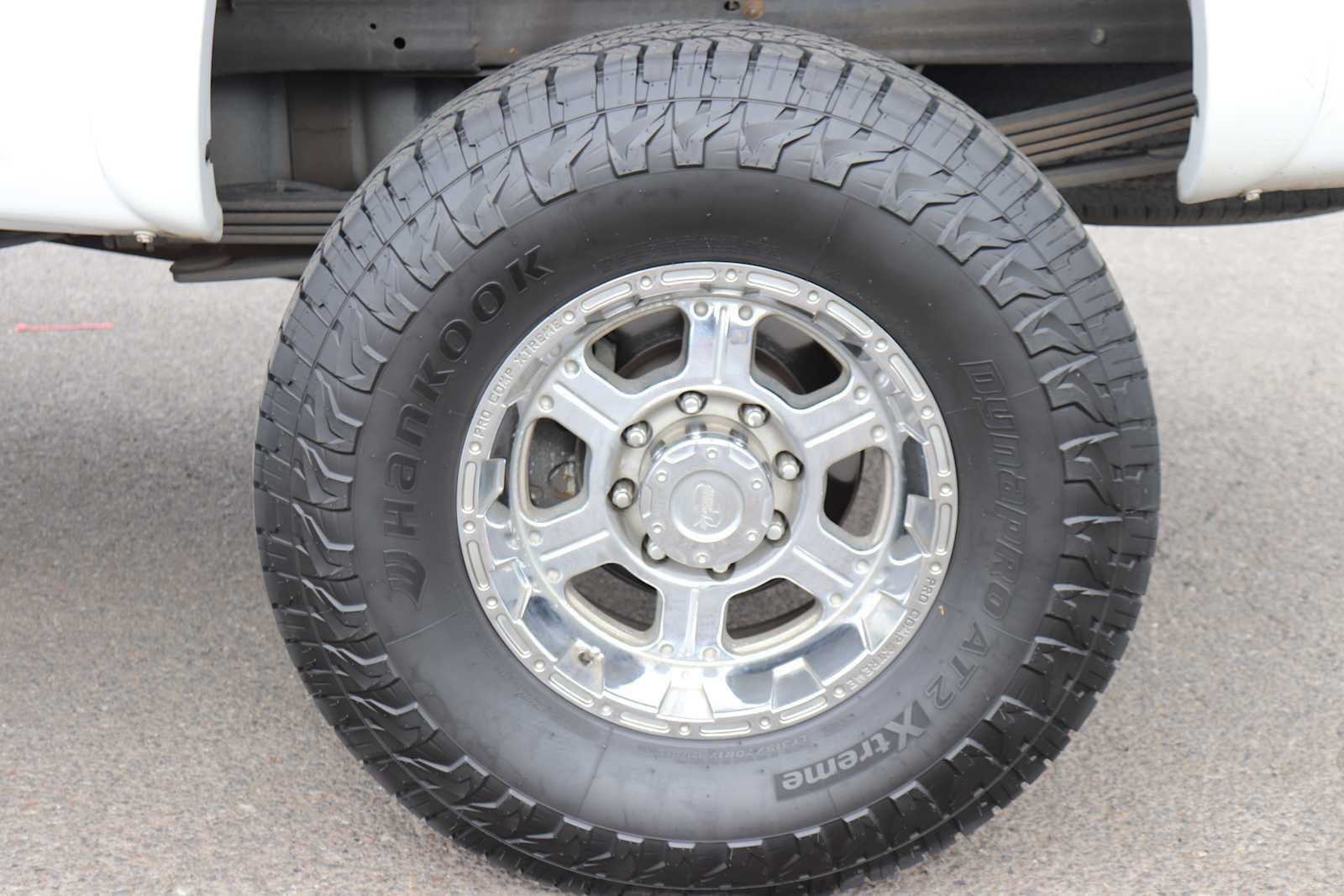 2006 GMC Sierra 2500  9