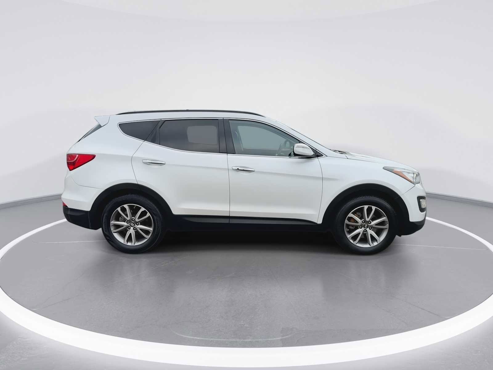 Thumbnail: 2014 Hyundai Santa Fe - 9
