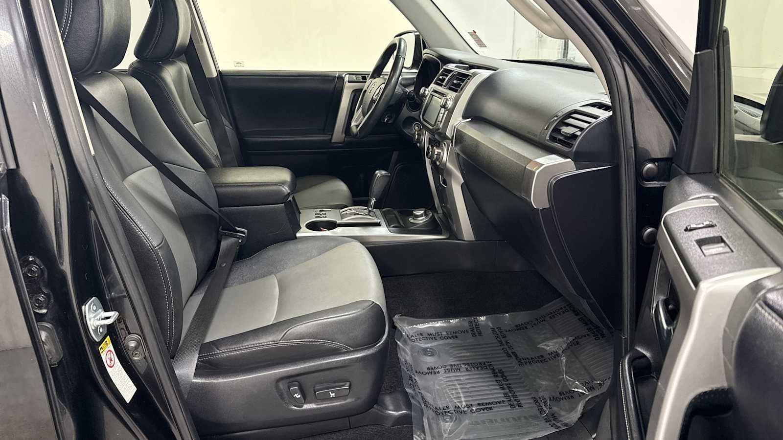 Thumbnail: 2019 Toyota 4Runner - 30